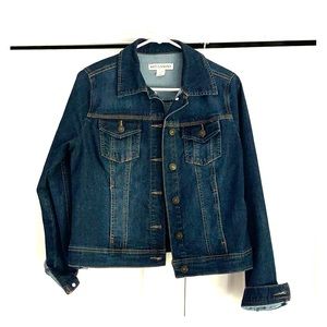 Women’s Dark Wash Jean Jacket